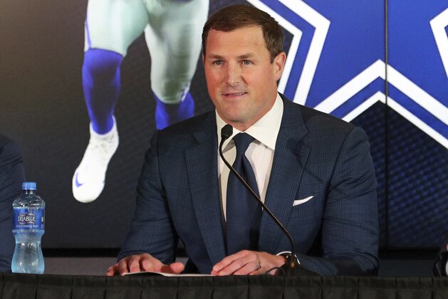 Dallas Cowboys tight end Jason Witten announces his retirement from football at the NFL team's training facility and headquarters, Thursday, May 3, 2018, in Frisco, Texas (AP Photo/Richard Rodriguez)