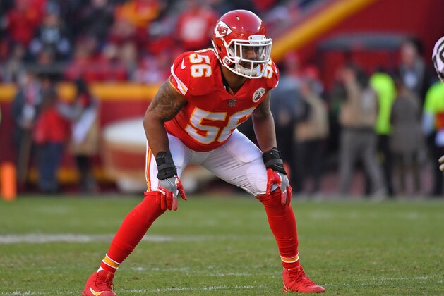 KANSAS CITY, MO - DECEMBER 10:  Inside linebacker Derrick Johnson #56 of the Kansas City Chiefs gets set on defense against the Oakland Raiders during the second half at Arrowhead Stadium on December 10, 2017 in Kansas City, Missouri.  (Photo by Peter G. Aiken/Getty Images)