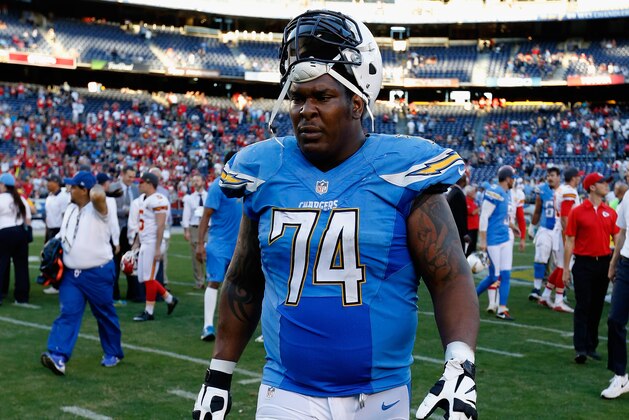 SAN DIEGO, CA - NOVEMBER 22: Orlando Franklin #74 of the San Diego Chargers walks off the field after a game against the Kansas City Chiefs at Qualcomm Stadium on November 22, 2015 in San Diego, California. (Photo by Sean M. Haffey/Getty Images)