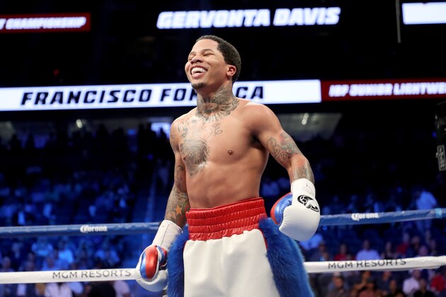 LAS VEGAS, NV - AUGUST 26:  Gervonta Davis smiles at Francisco Fonseca during their junior lightweight bout on August 26, 2017 at T-Mobile Arena in Las Vegas, Nevada.  (Photo by Christian Petersen/Getty Images)