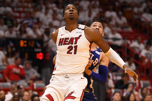 MIAMI, FL - APRIL 21: Ben Simmons #25 of the Philadelphia 76ers boxes out Hassan Whiteside #21 of the Miami Heat in the first quarter during Game Four of Round One of the 2018 NBA Playoffs at American Airlines Arena on April 21, 2018 in Miami, Florida. NOTE TO USER: User expressly acknowledges and agrees that, by downloading and or using this photograph, User is consenting to the terms and conditions of the Getty Images License Agreement. (Photo by Mark Brown/Getty Images) *** Local Caption *** Ben Simmons; Hassan Whiteside