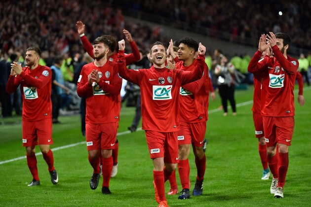 Les Herbiers' players celebrate after winning the French cup semi-final match between Les Herbiers and Chambly at The Beaujoire Stadium in Nantes on April 17, 2018.
Les Herbiers won the match 2-0. / AFP PHOTO / LOIC VENANCE        (Photo credit should read LOIC VENANCE/AFP/Getty Images)