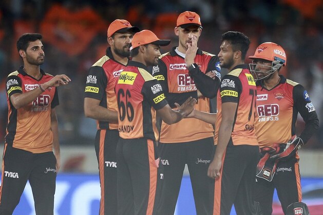 Sunrisers Hyderabad bowler Shakib Al Hasan, 2nd from right, celebrates the wicket of Parthiv Patel during VIVO IPL cricket T20 match against Royal Challengers Bangalore in Hyderabad, India, Monday, May 7, 2018. (AP Photo/Mahesh Kumar A.)