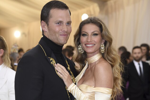 Tom Brady, left, and Gisele Bundchen attend The Metropolitan Museum of Art's Costume Institute benefit gala celebrating the opening of the Heavenly Bodies: Fashion and the Catholic Imagination exhibition on Monday, May 7, 2018, in New York. (Photo by Evan Agostini/Invision/AP)