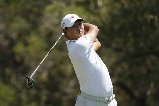 SAN ANTONIO, TX - APRIL 19:   Si Woo Kim of Korea plays his shot from the fifth tee during the first round of the Valero Texas Open at TPC San Antonio AT&T Oaks Course on April 19, 2018 in San Antonio, Texas.  (Photo by Michael Reaves/Getty Images)