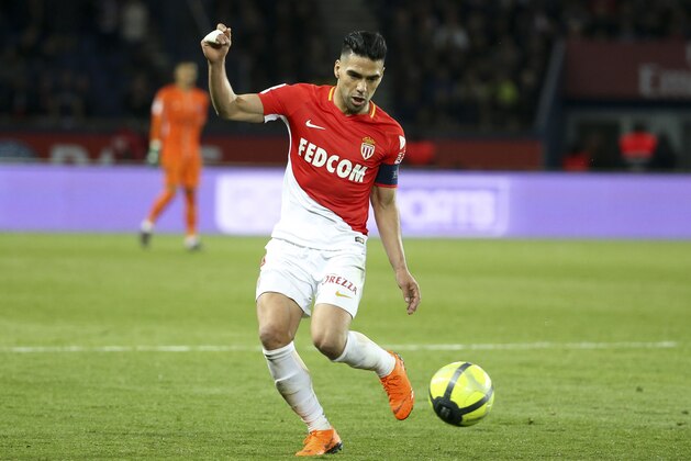 PARIS, FRANCE - APRIL 15: Radamel Falcao of Monaco during the Ligue 1 match between Paris Saint Germain (PSG) and AS Monaco (ASM) at Parc des Princes stadium on April 15, 2018 in Paris, . (Photo by Jean Catuffe/Getty Images)