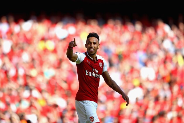 LONDON, ENGLAND - MAY 06:  Pierre-Emerick Aubameyang of Arsenal celebrates after scoring his sides first goal during the Premier League match between Arsenal and Burnley at Emirates Stadium on May 6, 2018 in London, England.  (Photo by Clive Mason/Getty Images)
