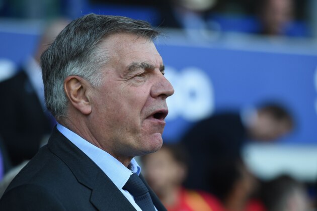 Everton's English manager Sam Allardyce looks on before the English Premier League football match between Everton and Southampton at Goodison Park in Liverpool, north west England on May 5, 2018. (Photo by Paul ELLIS / AFP) / RESTRICTED TO EDITORIAL USE. No use with unauthorized audio, video, data, fixture lists, club/league logos or 'live' services. Online in-match use limited to 75 images, no video emulation. No use in betting, games or single club/league/player publications. / (Photo credit should read PAUL ELLIS/AFP/Getty Images) Everton's English manager Sam Allardyce looks on before the English Premier League football match between Everton and Southampton at Goodison Park in Liverpool, north west England on May 5, 2018. (Photo by Paul ELLIS / AFP) / RESTRICTED TO EDITORIAL USE. No use with unauthorized audio, video, data, fixture lists, club/league logos or 'live' services. Online in-match use limited to 75 images, no video emulation. No use in betting, games or single club/league/player publications. / (Photo credit should read PAUL ELLIS/AFP/Getty Images)