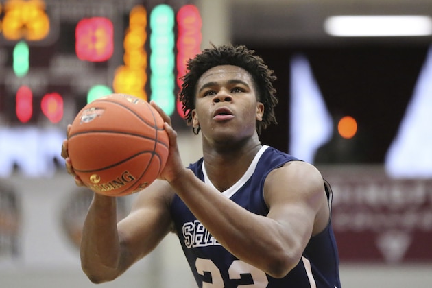 University School's Vernon Carey, Jr. #22 shoots a free throw against Oak Hill Academy during a high school basketball game at the Hoophall Classic, Monday, January 15, 2018, in Springfield, MA. Oak Hill won the game. (AP Photo/Gregory Payan)