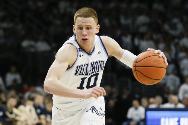 Villanova guard Donte DiVincenzo (10) in action during an NCAA college basketball game against Butler, Saturday, Feb. 10, 2018, in Philadelphia. Villanova won 86-75. (AP Photo/Laurence Kesterson)
