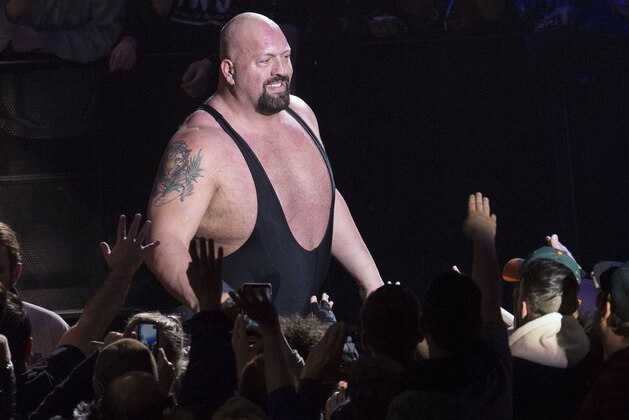 COLOGNE, GERMANY - FEBRUARY 11: Big Show during WWE Road to WrestleMania at the Lanxess Arena on February 11, 2016 in Cologne, Germany. (Photo by Marc Pfitzenreuter/Getty Images)