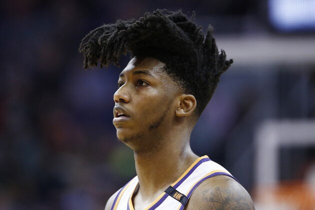 Phoenix Suns guard Elfrid Payton pauses on the court during the second half of an NBA basketball game against the Boston Celtics Monday, March 26, 2018, in Phoenix. The Celtics defeated the Suns 102-94. (AP Photo/Ross D. Franklin)