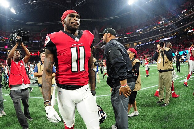 ATLANTA, GA - DECEMBER 31: Julio Jones #11 of the Atlanta Falcons walks off the field after beating the Carolina Panthers at Mercedes-Benz Stadium on December 31, 2017 in Atlanta, Georgia. (Photo by Scott Cunningham/Getty Images)