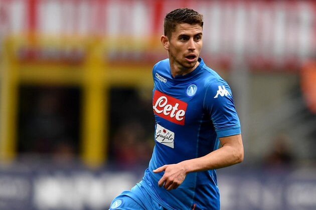 MILAN, ITALY - APRIL 15:  Jorginho of SSC Napoli in action during the serie A match between AC Milan and SSC Napoli at Stadio Giuseppe Meazza on April 15, 2018 in Milan, Italy.  (Photo by Claudio Villa./Getty Images)