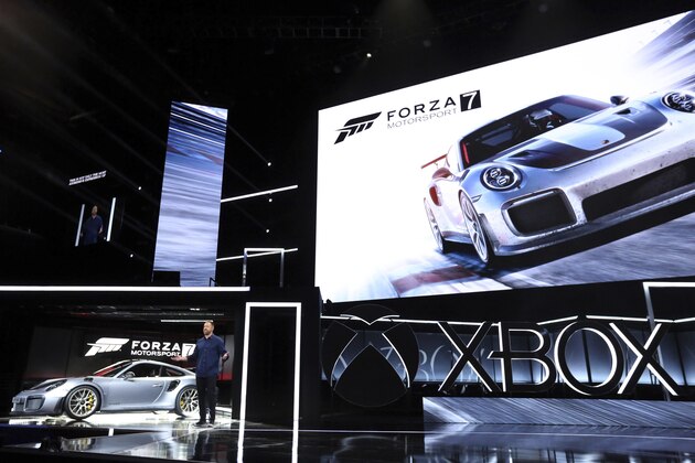IMAGE DISTRIBUTED FOR MICROSOFT - Dan Greenawalt, Creative Director, Turn 10 Studios, unveils