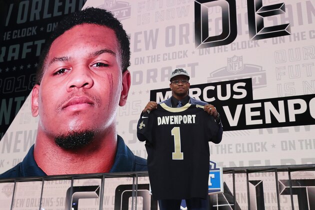 ARLINGTON, TX - APRIL 26:  Marcus Davenport of UTSA poses after being picked #14 overall by the New Orleans Saints during the first round of the 2018 NFL Draft at AT&T Stadium on April 26, 2018 in Arlington, Texas.  (Photo by Tom Pennington/Getty Images)