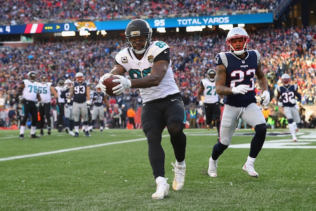 FOXBOROUGH, MA - JANUARY 21:  Marcedes Lewis #89 of the Jacksonville Jaguars celebrates after a touchdown in the first quarter during the AFC Championship Game against the New England Patriots at Gillette Stadium on January 21, 2018 in Foxborough, Massachusetts.  (Photo by Maddie Meyer/Getty Images)