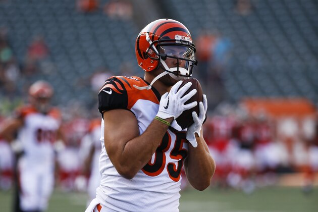 Cincinnati Bengals tight end Tyler Eifert practices before an NFL football game against the Tampa Bay Buccaneers, Friday, Aug. 11, 2017, in Cincinnati. (AP Photo/Frank Victores)
