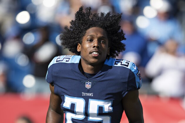 NASHVILLE, TN - DECEMBER 3:  Adoree' Jackson #25 of the Tennessee Titans jogs onto the field before a game against the Houston Texans at Nissan Stadium on December 3, 2017 in Nashville, Tennessee.  The Titans defeated the Texans 23-14.  (Photo by Wesley Hitt/Getty Images)