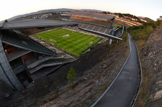 BRAGA, PORTUGAL - SEPTEMBER 28: General view of the Municipal de Braga stadium prior to the beginning of the UEFA Europa League group C match between Sporting Braga and Istanbul Basaksehir F.K. at Municipal de Braga stadium on September 28, 2017 in Braga, Portugal. (Photo by Octavio Passos/Getty Images)