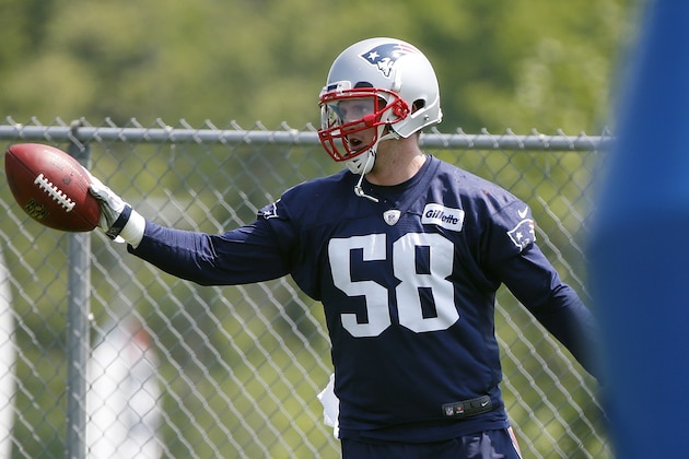 New England Patriots linebacker Shea McClellin during an NFL football practice Thursday, May 26, 2016, in Foxborough, Mass. (AP Photo/Michael Dwyer)