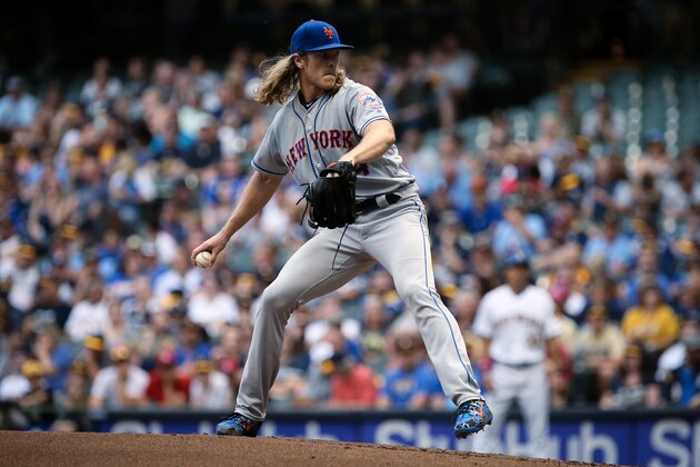MILWAUKEE, WI - MAY 25:  Noah Syndergaard #34 of the New York Mets pitches in the first inning against the Milwaukee Brewers at Miller Park on May 25, 2018 in Milwaukee, Wisconsin.  (Photo by Dylan Buell/Getty Images)