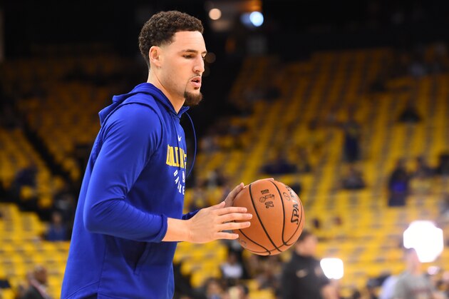 OAKLAND, CA - MAY 31:  Klay Thompson #11 of the Golden State Warriors warms up before the game against the Cleveland Cavaliers in Game One of the 2018 NBA Finals on May 31, 2018 at ORACLE Arena in Oakland, California. NOTE TO USER: User expressly acknowledges and agrees that, by downloading and or using this photograph, user is consenting to the terms and conditions of Getty Images License Agreement. Mandatory Copyright Notice: Copyright 2018 NBAE (Photo by Noah Graham/NBAE via Getty Images)