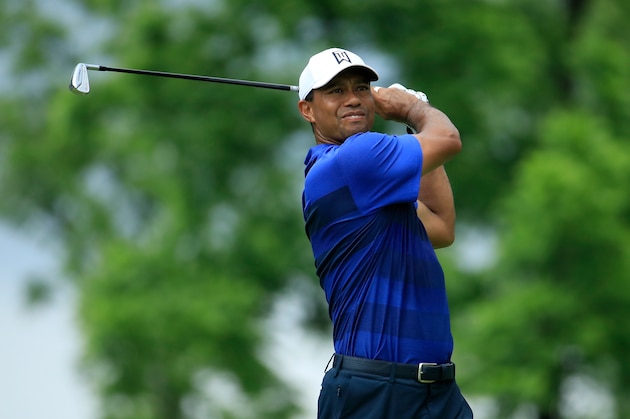 DUBLIN, OH - JUNE 01:  Tiger Woods of the United States watches his tee shot on the fourth hole during the second round of The Memorial Tournament Presented by Nationwide at Muirfield Village Golf Club on June 1, 2018 in Dublin, Ohio.  (Photo by Andy Lyons/Getty Images)