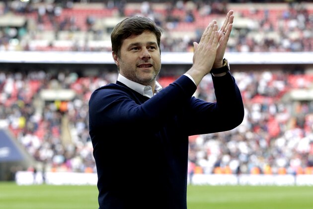 LONDON, ENGLAND - MAY 13:  Mauricio Pochettino, Manager of Tottenham Hotspur shows appreciation to the fans after the Premier League match between Tottenham Hotspur and Leicester City at Wembley Stadium on May 13, 2018 in London, England.  (Photo by Henry Browne/Getty Images)