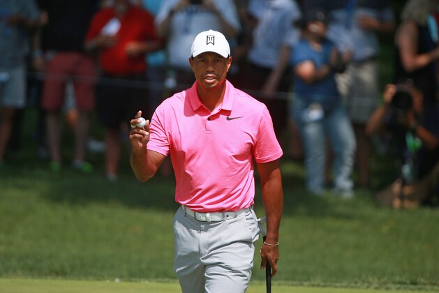 DUBLIN, OH - JUNE 02:  Tiger Woods waves to the gallery after making a par on the first hole during the third round of The Memorial Tournament Presented by Nationwide at Muirfield Village Golf Club on June 2, 2018 in Dublin, Ohio.  (Photo by Matt Sullivan/Getty Images)