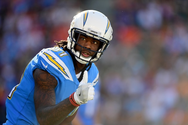 CARSON, CA - OCTOBER 22:  Mike Williams #81 of the Los Angeles Chargers lines up against the Denver Broncos at StubHub Center on October 22, 2017 in Carson, California.  (Photo by Harry How/Getty Images)