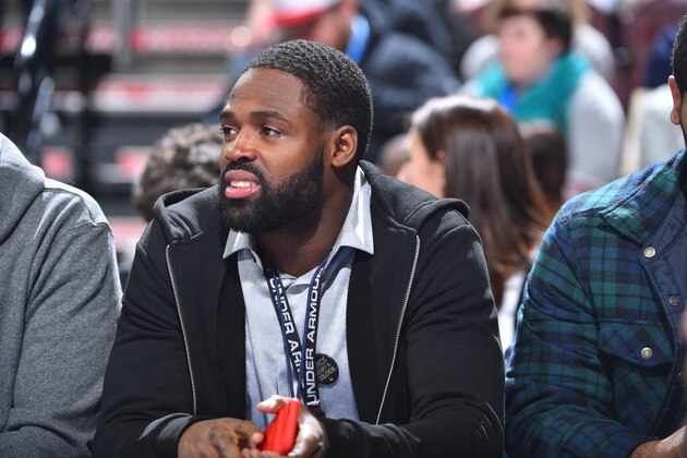 PHILADELPHIA,PA - FEBRUARY 9 :  Torrey Smith #82 of the Philadelphia Eagles looks on during the Philadelphia 76ers against the New Orleans Pelicans at Wells Fargo Center on February 9, 2018 in Philadelphia, Pennsylvania NOTE TO USER: User expressly acknowledges and agrees that, by downloading and/or using this Photograph, user is consenting to the terms and conditions of the Getty Images License Agreement. Mandatory Copyright Notice: Copyright 2018 NBAE (Photo by Jesse D. Garrabrant/NBAE via Getty Images)