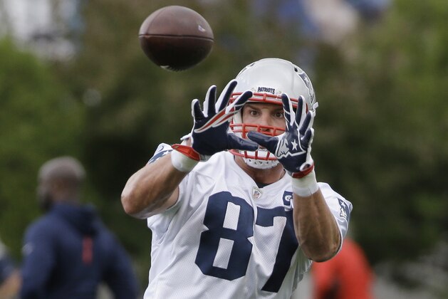 New England Patriots tight end Rob Gronkowski catches the ball during an NFL football minicamp practice, Tuesday, June 5, 2018, in Foxborough, Mass. (AP Photo/Steven Senne)