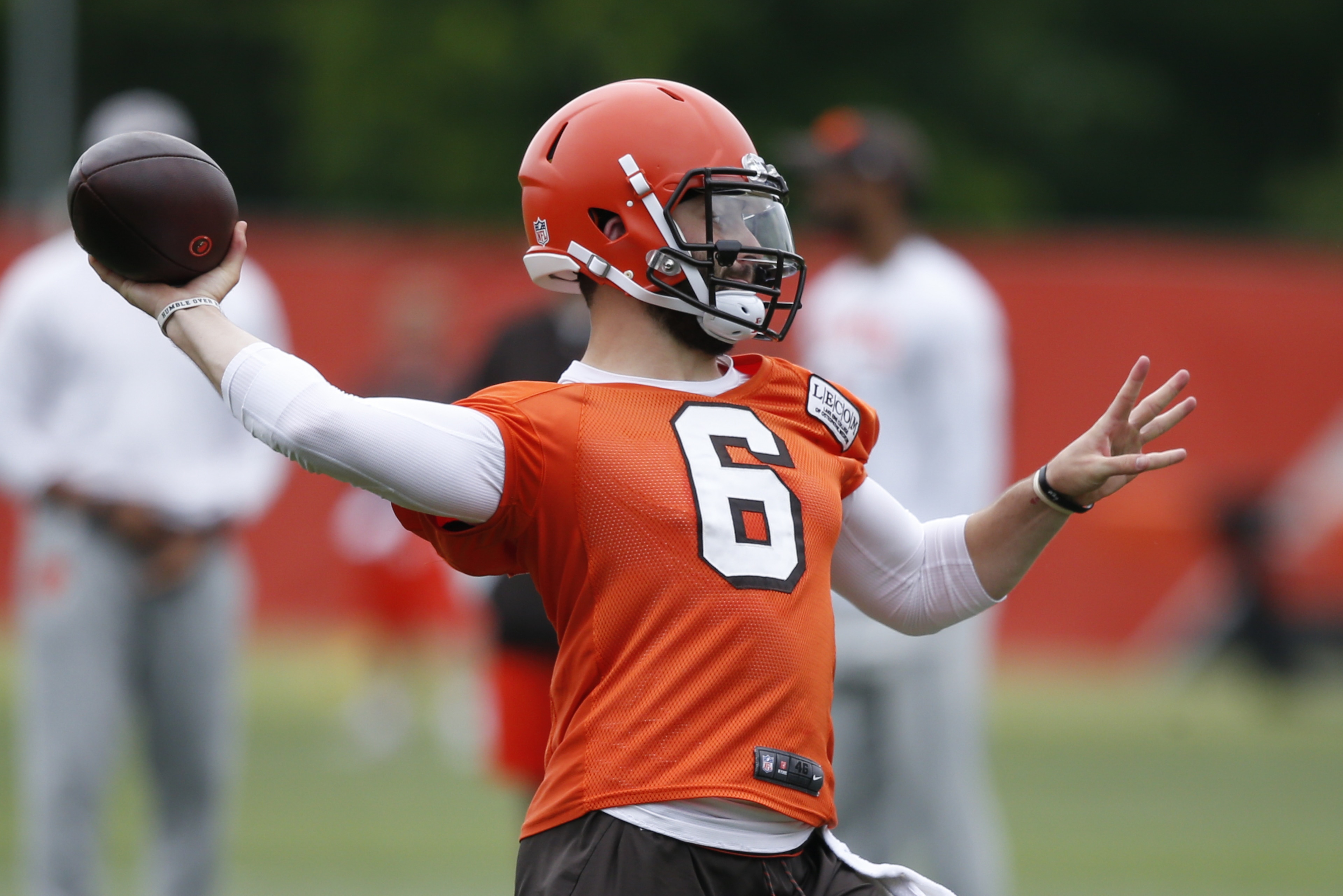 Cleveland Browns quarterback Baker Mayfield throws a pass during the team's organized team activity at its NFL football training facility Tuesday, June 5, 2018, in Berea, Ohio. (AP Photo/Ron Schwane) Cleveland Browns quarterback Baker Mayfield throws a pass during the team's organized team activity at its NFL football training facility Tuesday, June 5, 2018, in Berea, Ohio. (AP Photo/Ron Schwane)