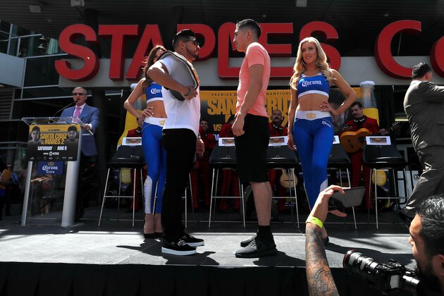 LOS ANGELES, CA - APRIL 10:  Abner Mares (L) and Leo Santa Cruz (R) pose for a photograph prior to a press conference on April 10, 2018 in Los Angeles, California.  (Photo by Josh Lefkowitz/Getty Images)