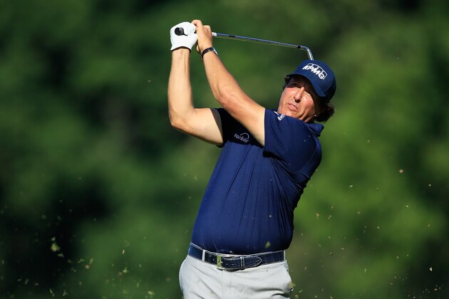 MEMPHIS, TN - JUNE 07:  Phil Mickelson of the United States hits his second shot on the 13th hole during the first round of the FedEx St. Jude Classic at TPC Southwind on June 7, 2018 in Memphis, Tennessee.  (Photo by Andy Lyons/Getty Images)
