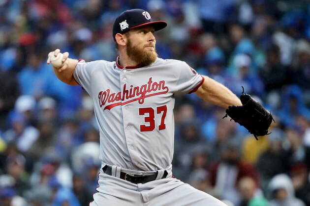 CHICAGO, IL - OCTOBER 11:  Stephen Strasburg #37 of the Washington Nationals pitches in the second inning during game four of the National League Division Series against the Chicago Cubs at Wrigley Field on October 11, 2017 in Chicago, Illinois.  (Photo by Jonathan Daniel/Getty Images)