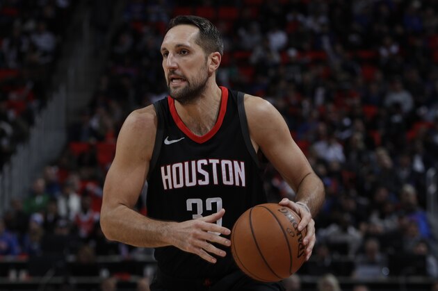 Houston Rockets forward Ryan Anderson controls the ball during the second half of an NBA basketball game against the Detroit Pistons, Saturday, Jan. 6, 2018, in Detroit. (AP Photo/Carlos Osorio)