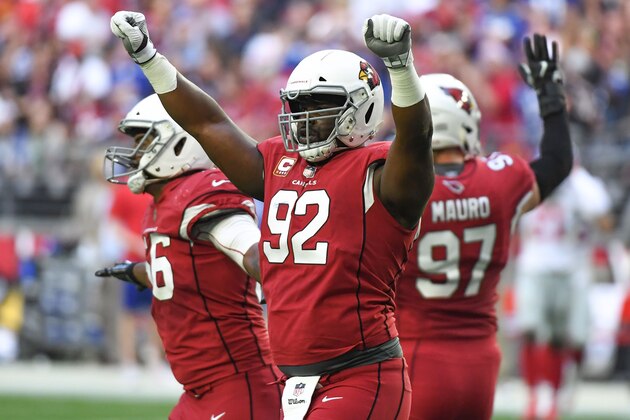 GLENDALE, AZ - DECEMBER 24:  Defensive end Frostee Rucker #92 of the Arizona Cardinals celebrates after a defensive play against the New York Giants in the first half at University of Phoenix Stadium on December 24, 2017 in Glendale, Arizona.  (Photo by Norm Hall/Getty Images)
