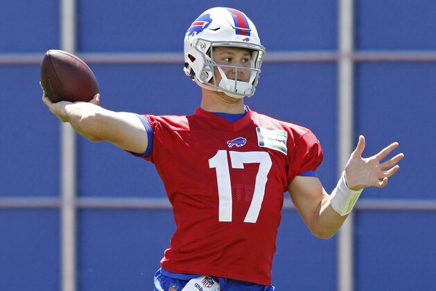 Buffalo Bills rookie quarterback Josh Allen (17) looks to pass during the team's NFL football minicamp in Orchard Park, N.Y., Thursday, June 14, 2018. (AP Photo/Jeffrey T. Barnes)