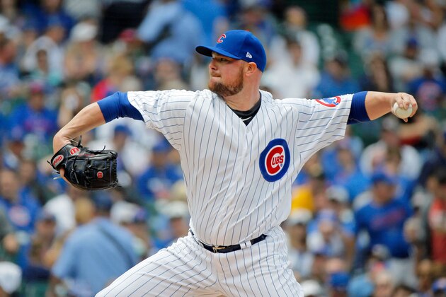 CHICAGO, IL - JUNE 09:  Jon Lester #34 of the Chicago Cubs pitches against the Pittsburgh Pirates during the first inning at Wrigley Field on June 9, 2018 in Chicago, Illinois.  (Photo by Jon Durr/Getty Images)
