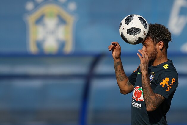 SOCHI, RUSSIA - JUNE 14:  Neymar controls the ball during a Brazil training session ahead of the FIFA World Cup 2018 at Yug-Sport Stadium on June 14, 2018 in Sochi, Russia.  (Photo by Buda Mendes/Getty Images)