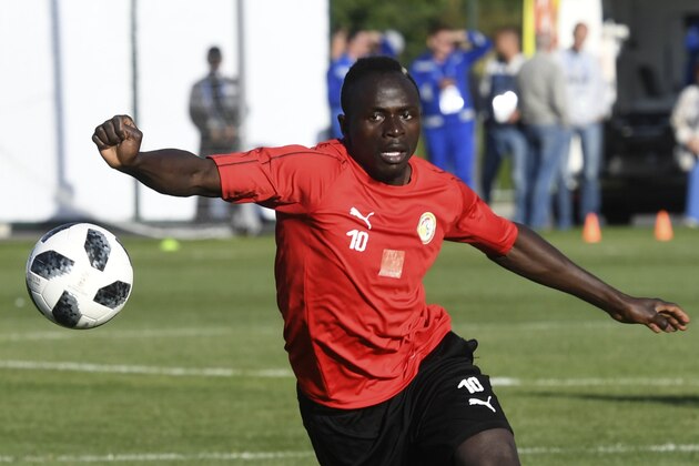 Senegal's forward Sadio Mane eyes the ball during a training session on June 15, 2018 in Kaluga during the Russia 2018 World Cup football tournament. (Photo by ISSOUF SANOGO / AFP)        (Photo credit should read ISSOUF SANOGO/AFP/Getty Images)