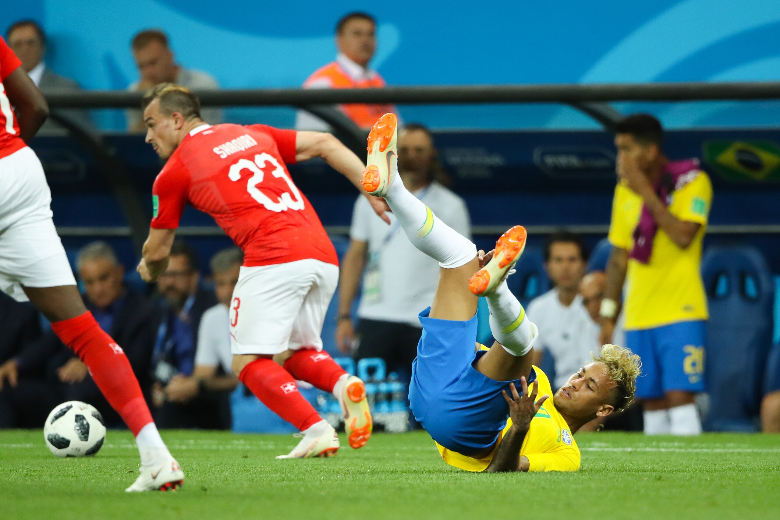 ROSTOV-ON-DON, RUSSIA - JUNE 17:   Neymar of Brazil falls to the ground during the 2018 FIFA World Cup Russia group E match between Brazil and Switzerland at Rostov Arena on June 17, 2018 in Rostov-on-Don, Russia. (Photo by Matthew Ashton - AMA/Getty Images)