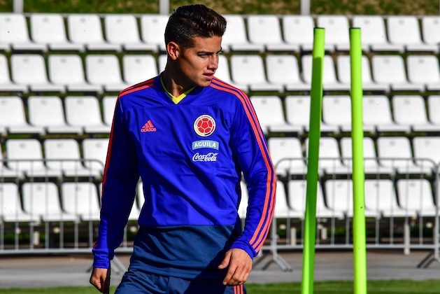 Colombia's midfielder James Rodriguez takes part in a training session in Kazan on June 17, 2018, ahead of their Russia 2018 World Cup Group H football match against Japan. (Photo by LUIS ACOSTA / AFP)        (Photo credit should read LUIS ACOSTA/AFP/Getty Images)