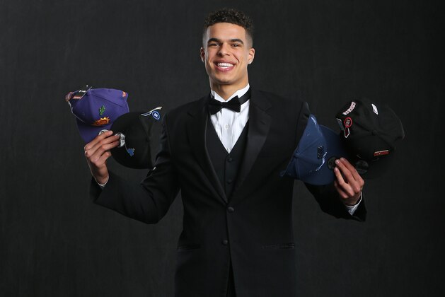 CHICAGO, IL - MAY 15:  NBA Draft Prospect, Michael Porter Jr. poses for a portrait before the NBA Draft Lottery on May 15, 2018 at The Palmer House Hilton in Chicago, Illinois. NOTE TO USER: User expressly acknowledges and agrees that, by downloading and or using this Photograph, user is consenting to the terms and conditions of the Getty Images License Agreement. Mandatory Copyright Notice: Copyright 2018 NBAE (Photo by David Sherman/NBAE via Getty Images)