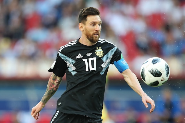 MOSCOW, RUSSIA - JUNE 16: Lionel Messi of Argentina controls the ball during the 2018 FIFA World Cup Russia group D match between Argentina and Iceland at Spartak Stadium on June 16, 2018 in Moscow, Russia. (Photo by Ian MacNicol/Getty Images) MOSCOW, RUSSIA - JUNE 16: Lionel Messi of Argentina controls the ball during the 2018 FIFA World Cup Russia group D match between Argentina and Iceland at Spartak Stadium on June 16, 2018 in Moscow, Russia. (Photo by Ian MacNicol/Getty Images)