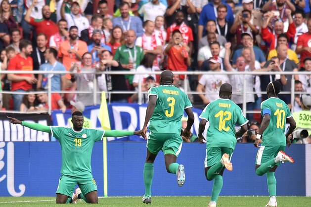MOSCOW, RUSSIA - JUNE 19: Mbaye Niang of Senegal celebrates scoring the goal with team mates during the 2018 FIFA World Cup Russia group H match between Poland and Senegal at Spartak Stadium on June 19, 2018 in Moscow, Russia. (Photo by Lukasz Laskowski/PressFocus/MB Media/Getty Images)