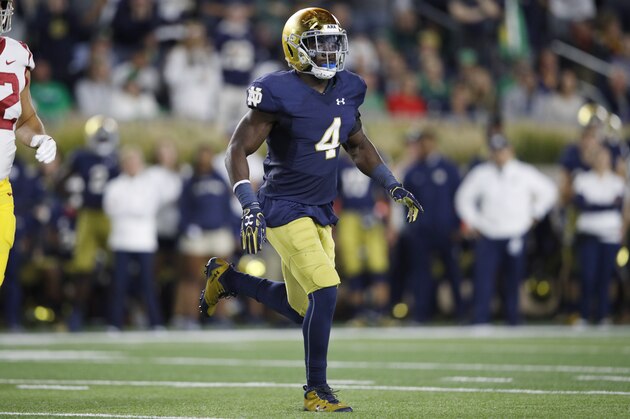 SOUTH BEND, IN - OCTOBER 21: Te'von Coney #4 of the Notre Dame Fighting Irish in action during a game against the USC Trojans at Notre Dame Stadium on October 21, 2017 in South Bend, Indiana. Notre Dame won 49-14. (Photo by Joe Robbins/Getty Images)