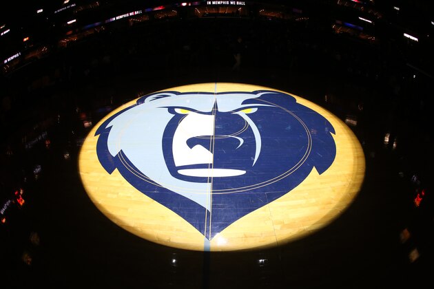 MEMPHIS, TN - DECEMBER 3: A view of the center court logo of the Memphis Grizzlies in the game against the Los Angeles Lakers on December 3, 2016 at FedExForum in Memphis, Tennessee. NOTE TO USER: User expressly acknowledges and agrees that, by downloading and or using this photograph, User is consenting to the terms and conditions of the Getty Images License Agreement. Mandatory Copyright Notice: Copyright 2016 NBAE (Photo by Joe Murphy/NBAE via Getty Images)